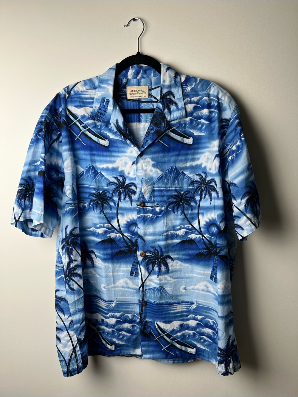 Men’s Royal Hawaiian Creations XL short sleeve Tropical design shirt
